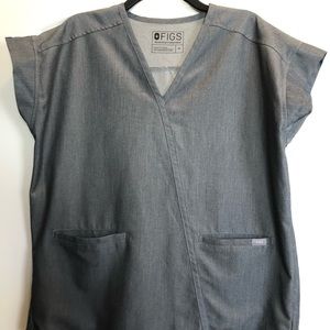 FIGS Technical Collection Scrub Top (Women’s M)